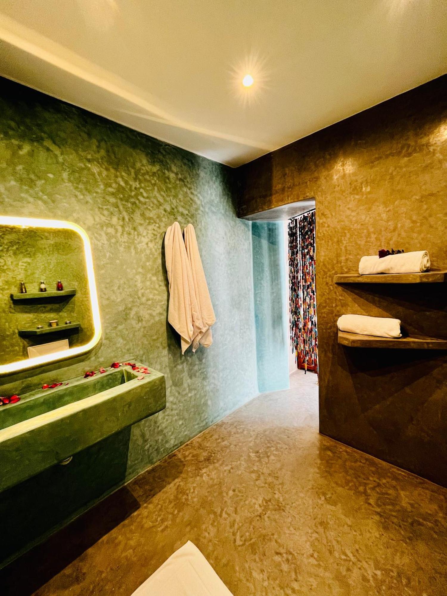 Riad Dar Sebta เอสเซาอิรา ภายนอก รูปภาพ