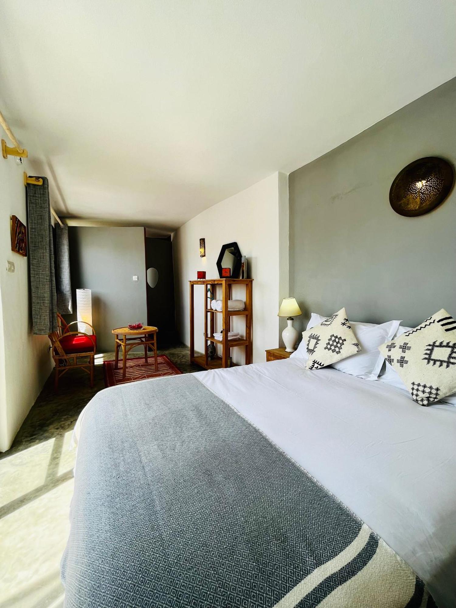 Riad Dar Sebta เอสเซาอิรา ภายนอก รูปภาพ