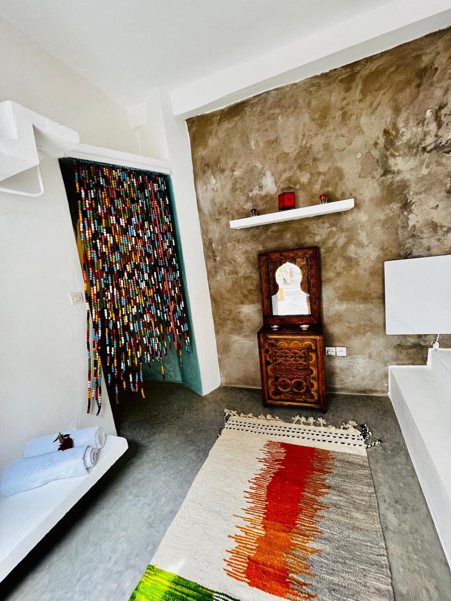 Riad Dar Sebta เอสเซาอิรา ภายนอก รูปภาพ